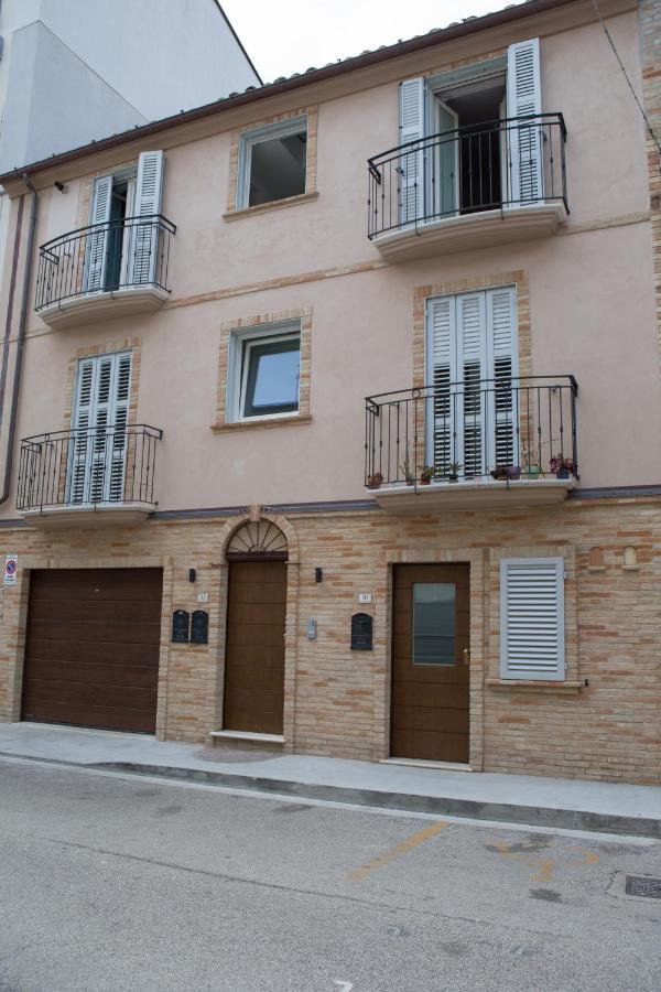 B&B Borgo Marinaro Porto San Giorgio Eksteriør billede